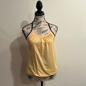 Lululemon size 4 tank w built in bra